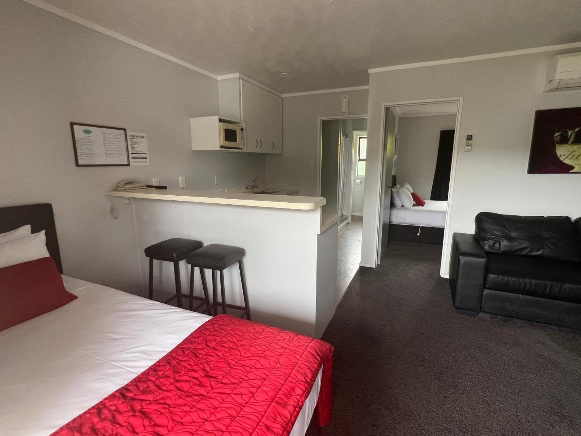 Avenue Motel 파머스턴노스 객실 사진