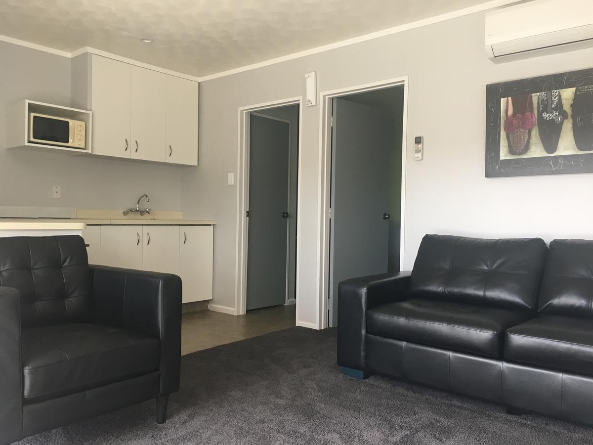 Avenue Motel 파머스턴노스 외부 사진