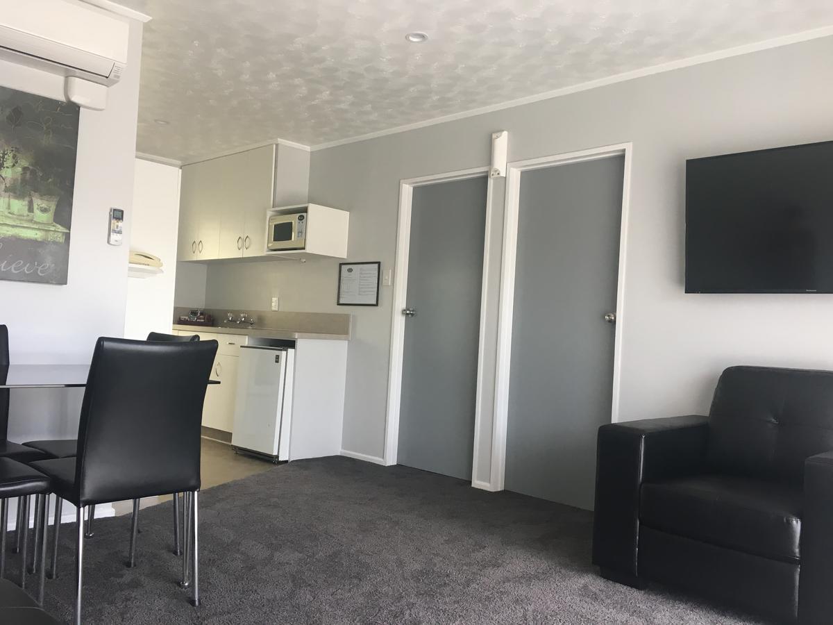 Avenue Motel 파머스턴노스 외부 사진