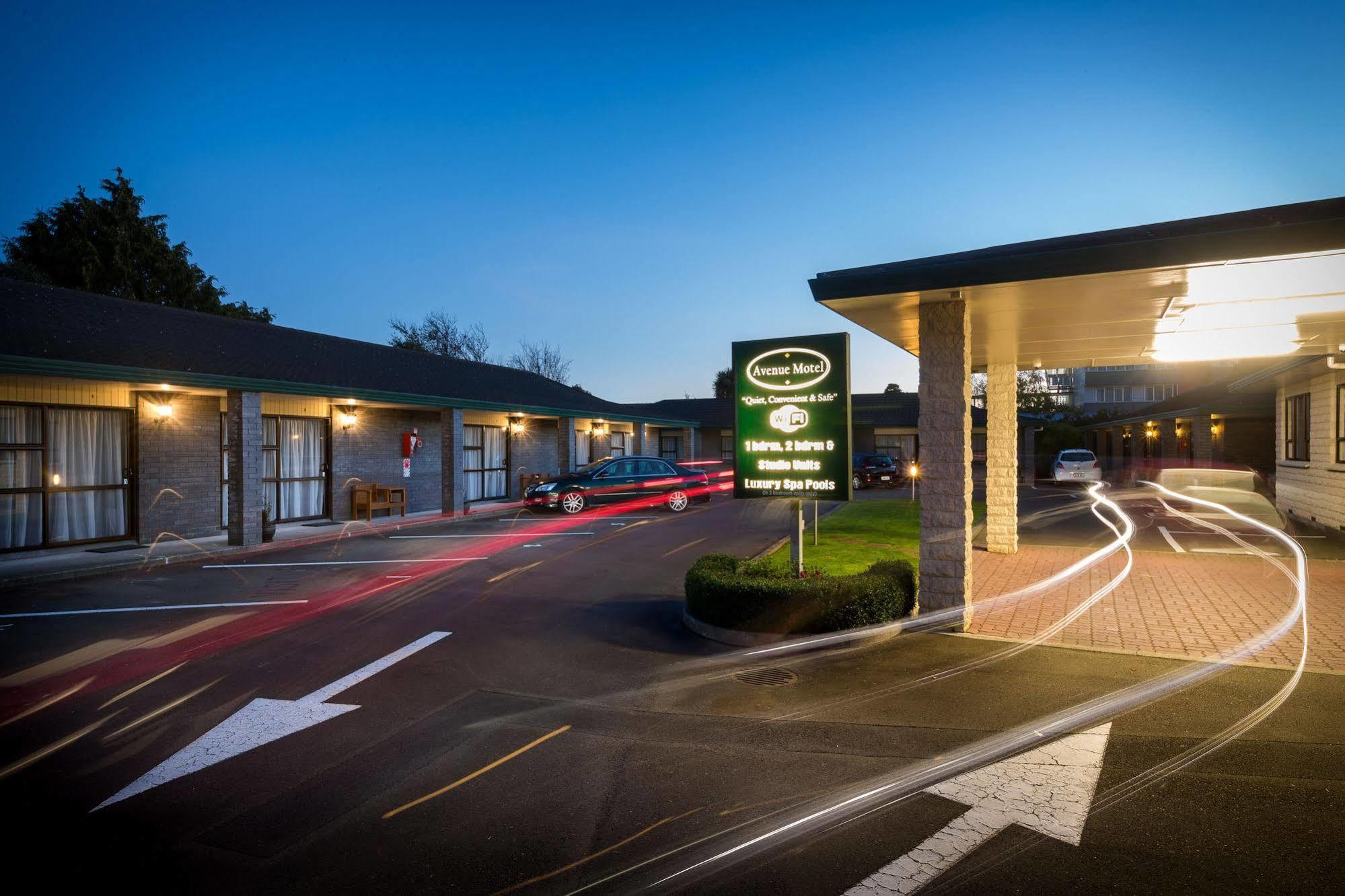 Avenue Motel 파머스턴노스 외부 사진